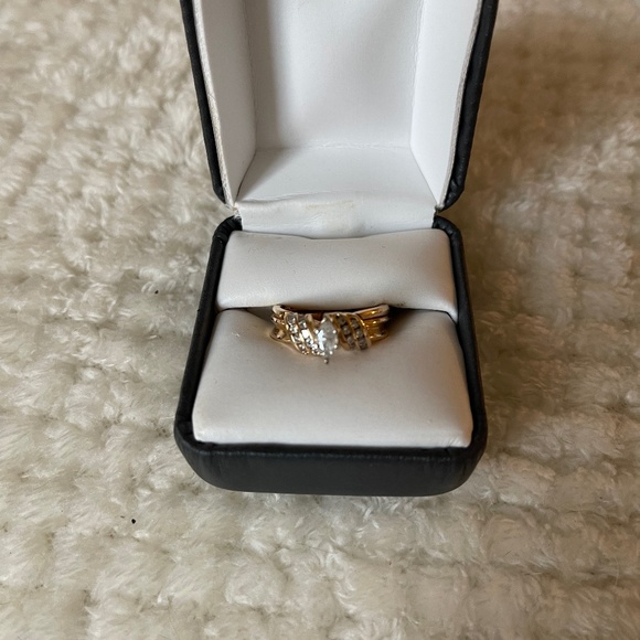 Wedding ring 14K - Picture 1 of 5